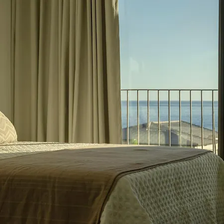 Yellow By The Sea House By Caelis Inspire Paul do Mar (Madeira)